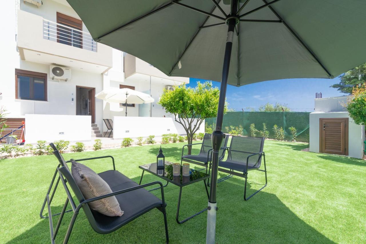 Cozy House With Pool Near Beach Gazi Extérieur photo
