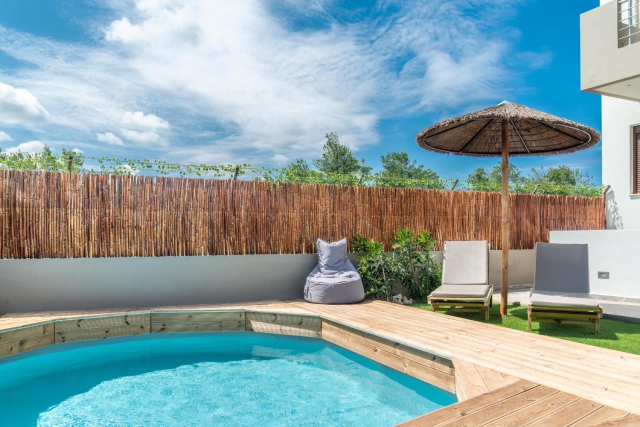 Cozy House With Pool Near Beach Gazi Extérieur photo