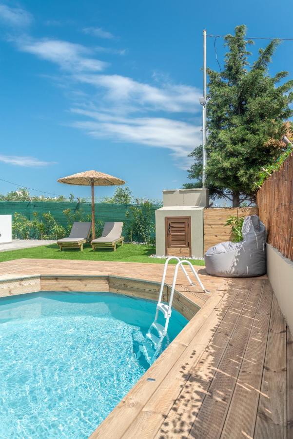 Cozy House With Pool Near Beach Gazi Extérieur photo