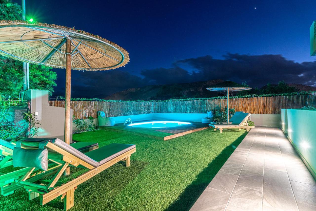 Cozy House With Pool Near Beach Gazi Extérieur photo