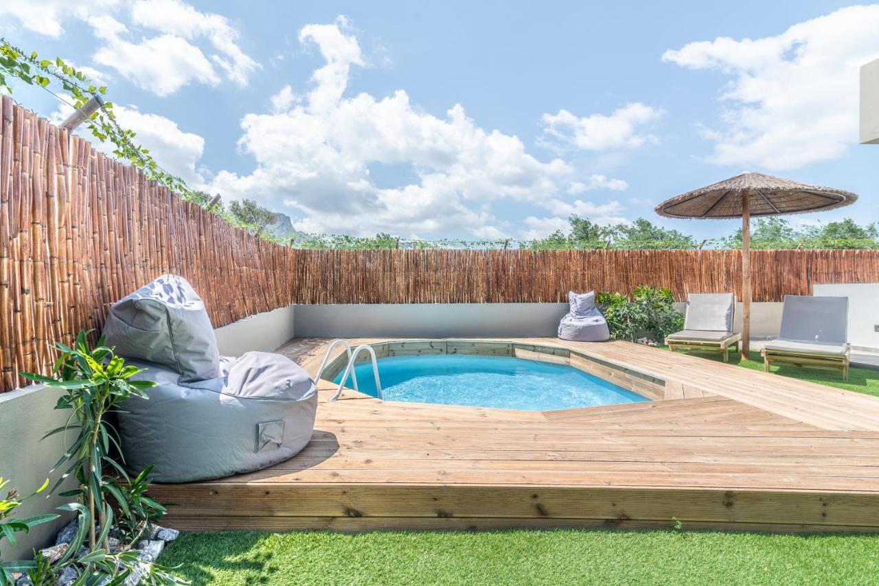 Cozy House With Pool Near Beach Gazi Extérieur photo
