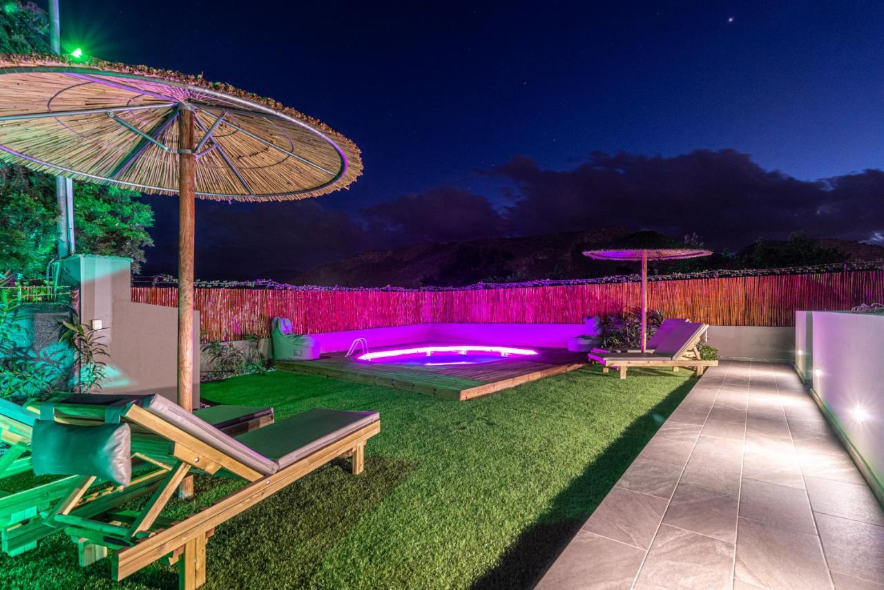 Cozy House With Pool Near Beach Gazi Extérieur photo